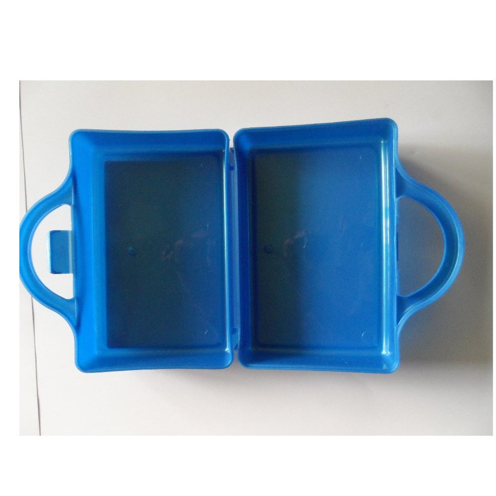 Plastic Lunch Box - Picture 2 of 3